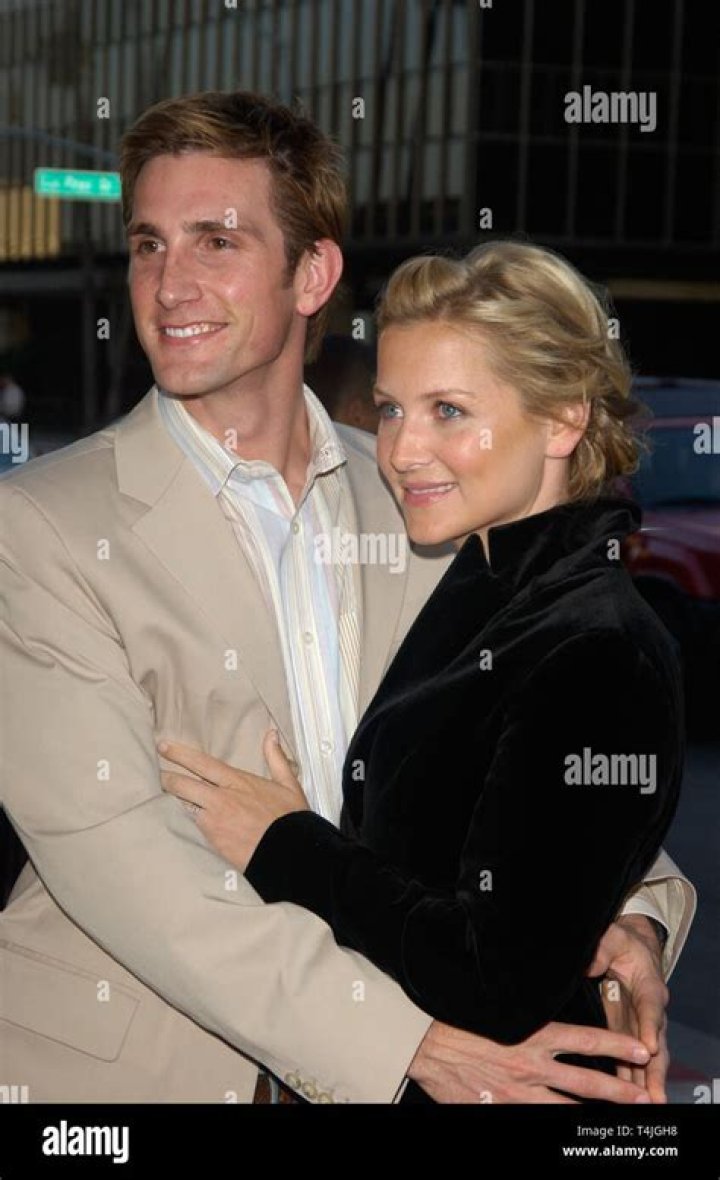Meet Jessica Capshaw Husband Christopher Gavigan. Their Married Life and Children