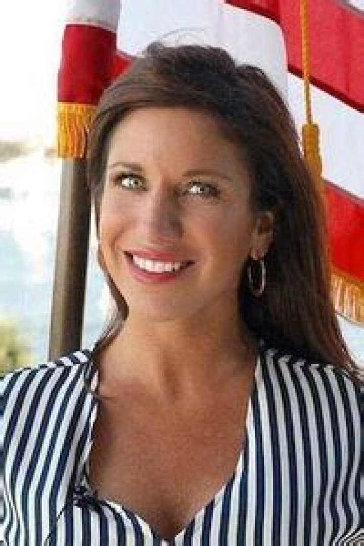 Deanna Lorraine Wikipedia: Her Age, Husband, Net Worth, Biography and Facts