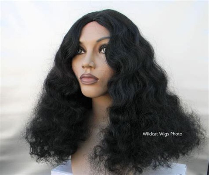 Does Diana Ross Wear Wigs?