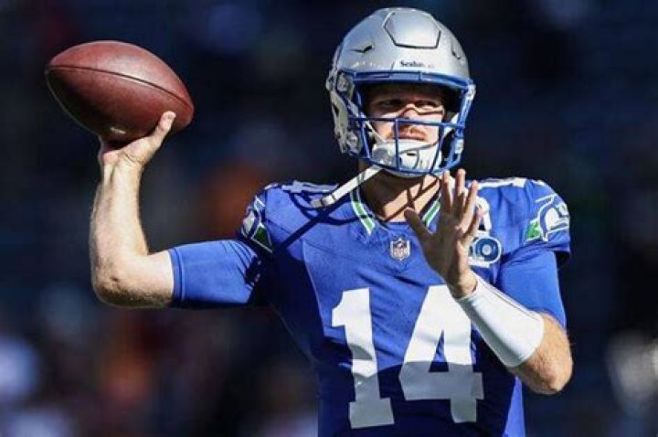 How Much Does Sam Darnold Make?