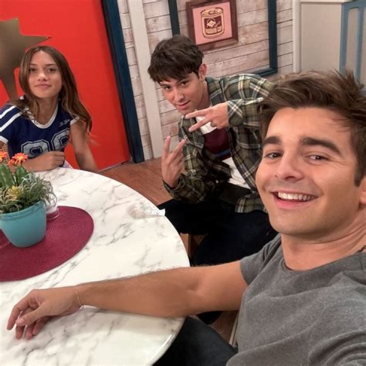 Jack Griffo & Ciara Bravo To Star in Nickelodeon’s “Jinxed” – First Look! – Celeb Secrets