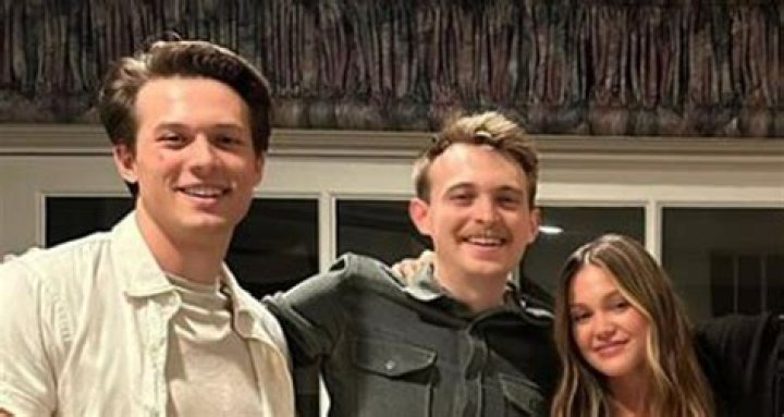 MATEO ARIAS, DAN AHDOOT – Celeb Secrets