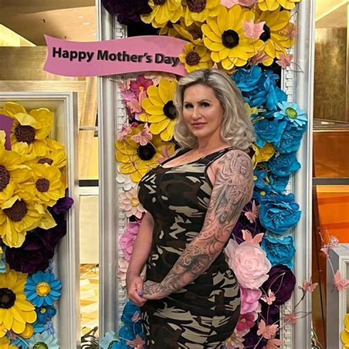 Hire Ryan Conner for a Corporate Event or Performance Booking.