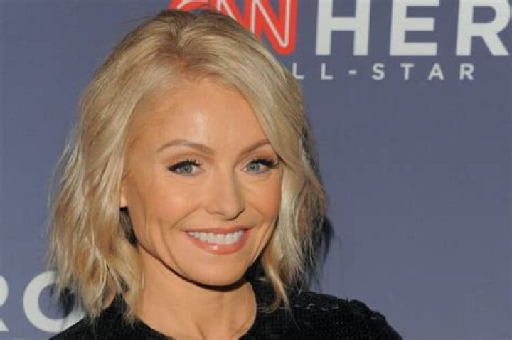 What Does Kelly Ripa Eat For Breakfast?