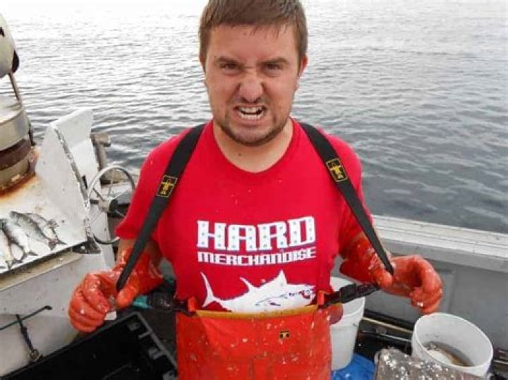 Wicked Tuna Jason Muenzner[Jay] Wiki-bio, wife, net worth, age, Hard Merchandise.